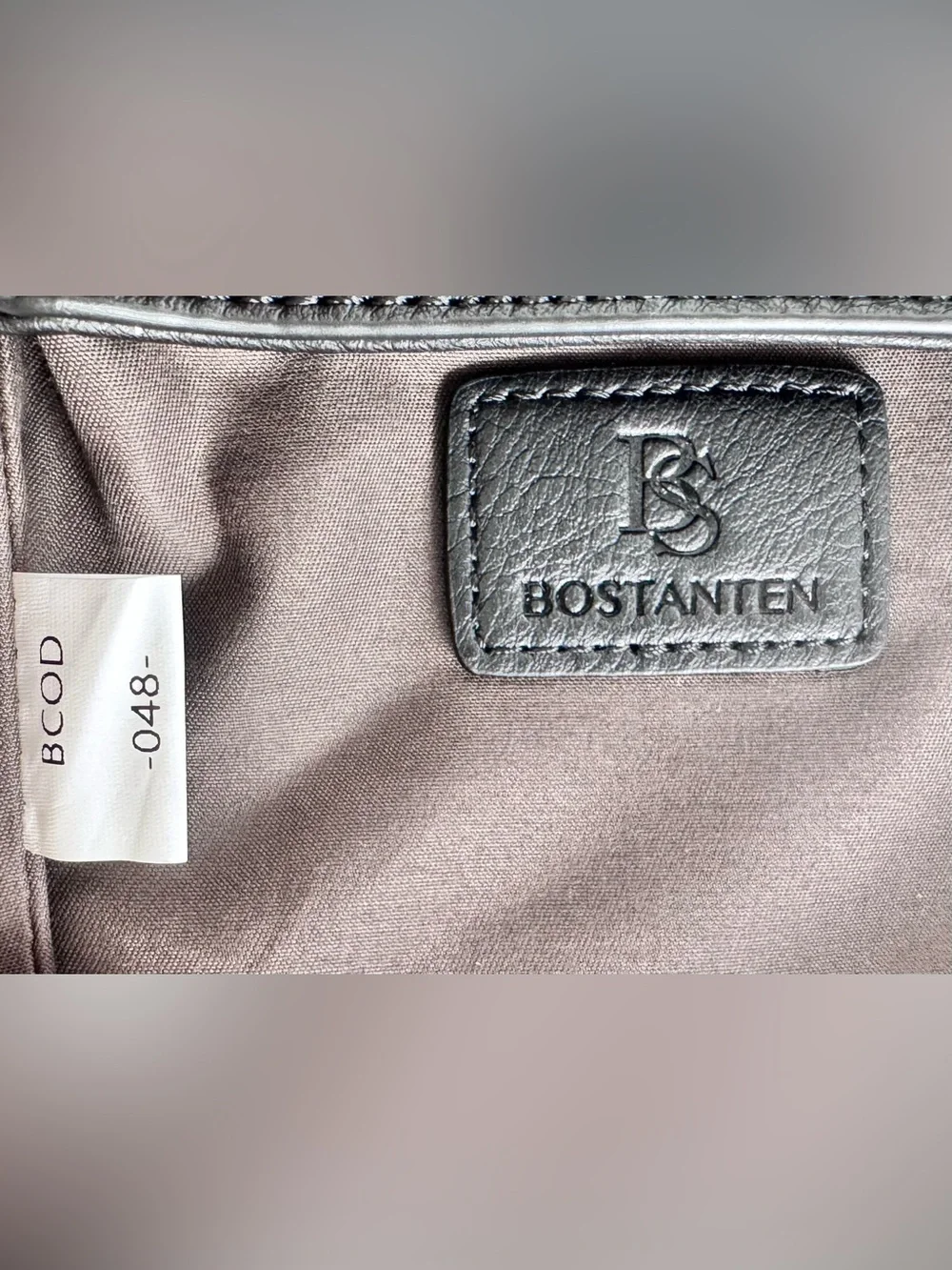 BOSTANTEN Black Vegan Leather Crossbody Phone Bag With Adjustable Strap